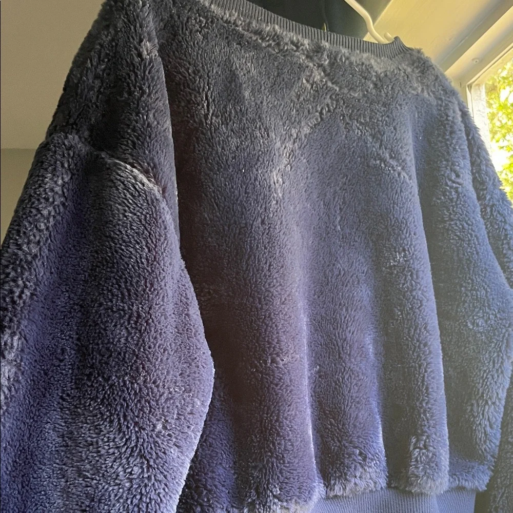 wild fable Navy Blue Fuzzy Pullover Sweatshirt - Picture 5 of 6